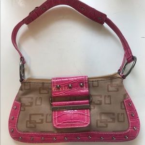 Small pink and beige Guess purse